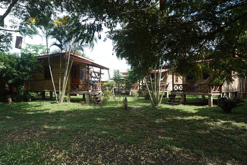 Family Hut Pai Hotel Luaran gambar