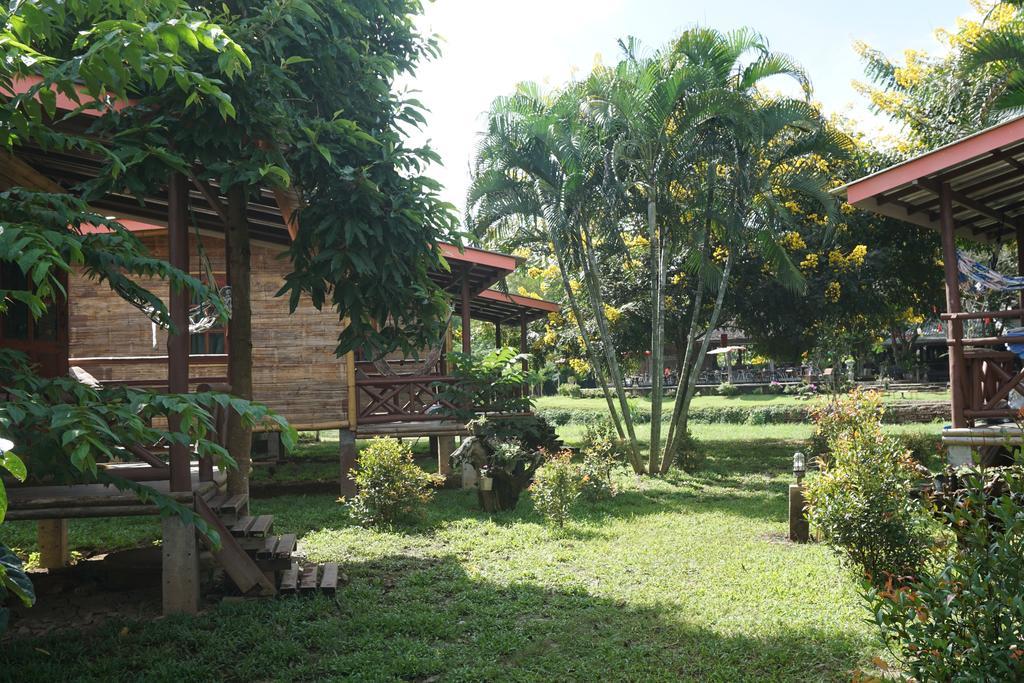 Family Hut Pai Hotel Luaran gambar