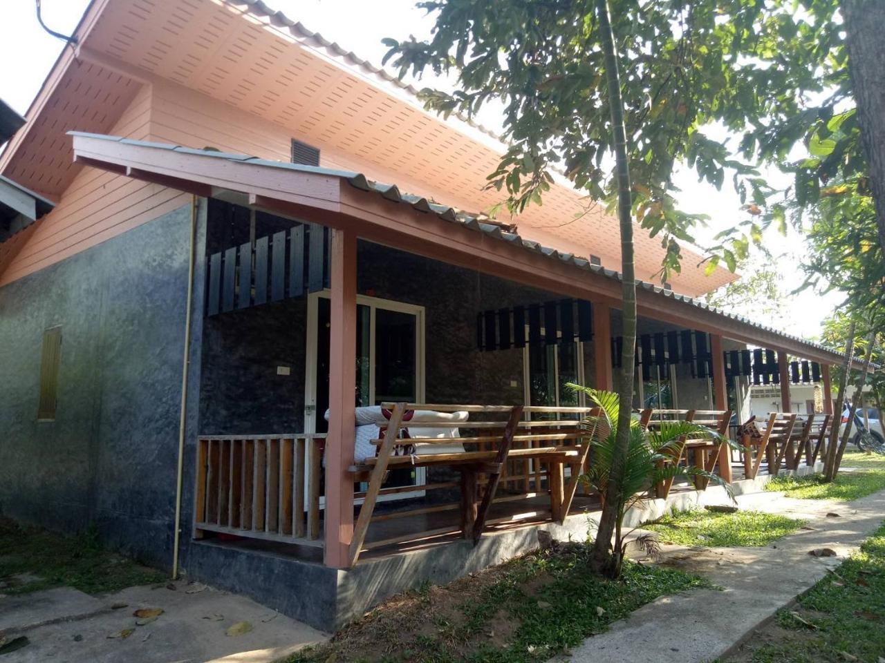 Family Hut Pai Hotel Luaran gambar